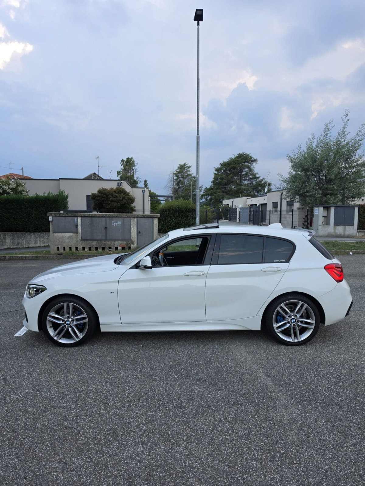 BMW Serie 1 116d 2.0 116CV cat 5 porte Attiva DPF (5)
