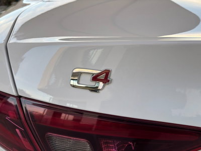 Alfa Romeo Giulia 2.2 Turbodiesel 210 CV AT8 AWD Q4 Veloce (9)