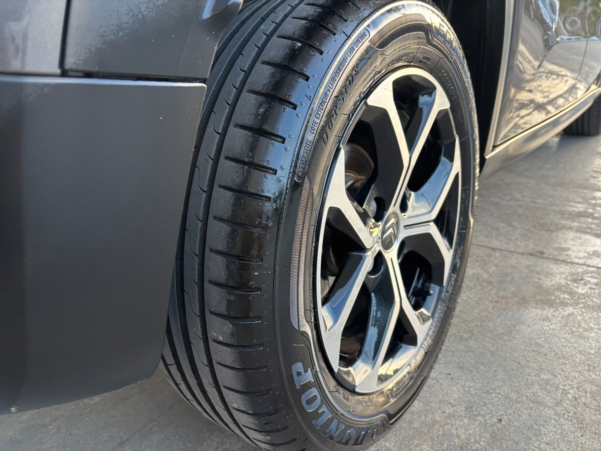 Citroen C3 Aircross BlueHDi 110 S&S Shine (8)