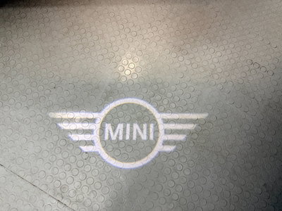 MINI Mini Cooper SE Essential (15)