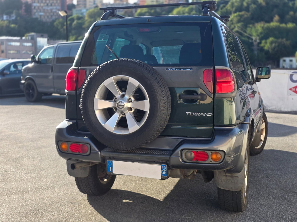Nissan Terrano 3.0 DiT 3p. Hard Top Sport (6)