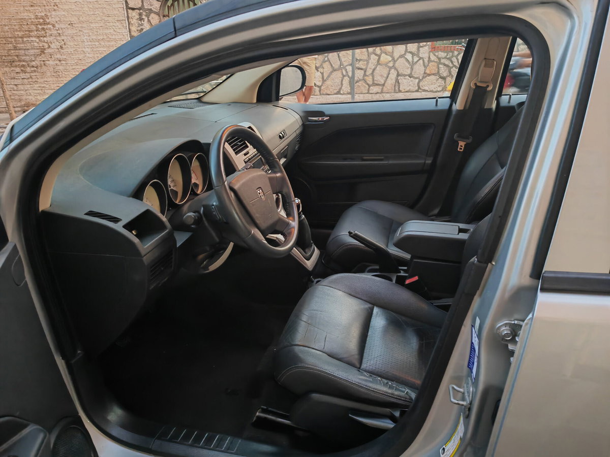 Dodge Caliber 2.0 Turbodiesel DPF SXT Sport (7)