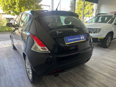 Lancia Ypsilon 1.2 69 CV 5 porte Gold (6)