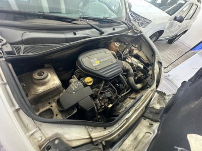 Renault Kangoo 1.5 dCi 65CV cat Confort Express (18)