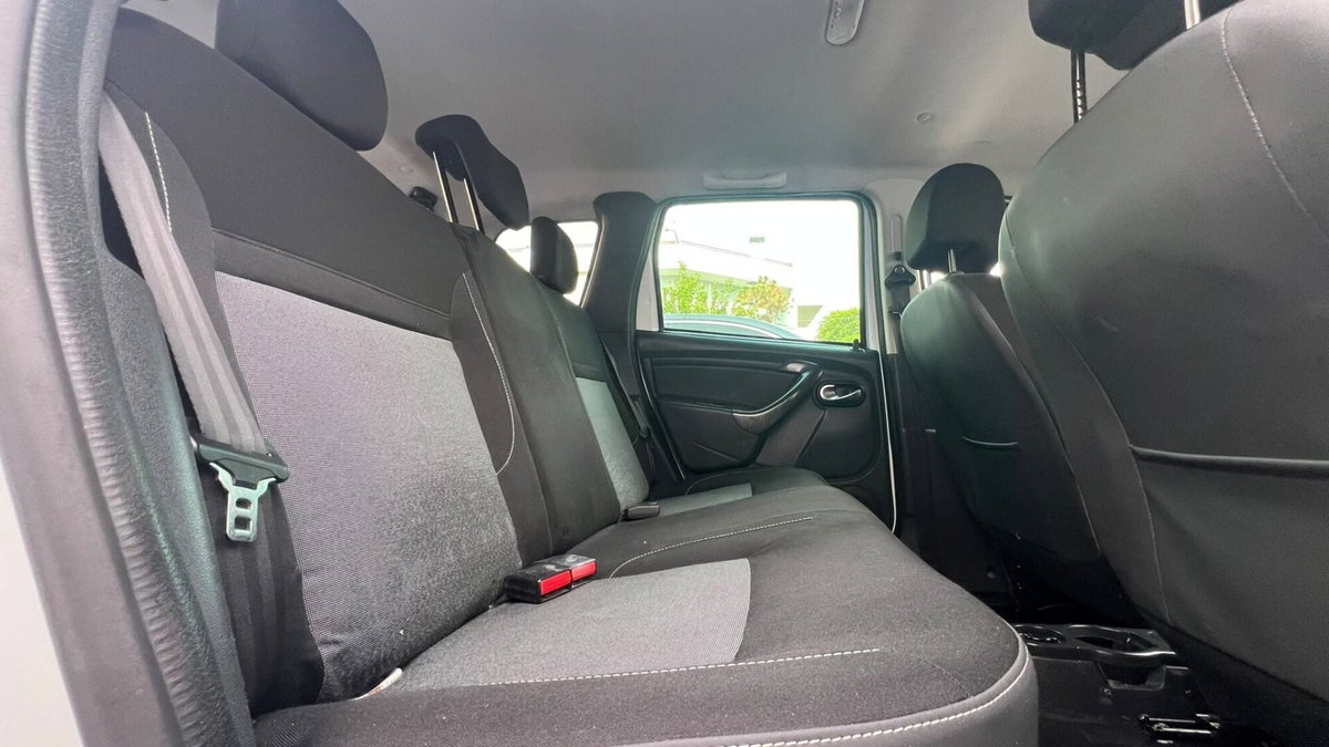 Dacia Duster 1.6 115CV Start&Stop 4x2 GPL Ambiance (7)