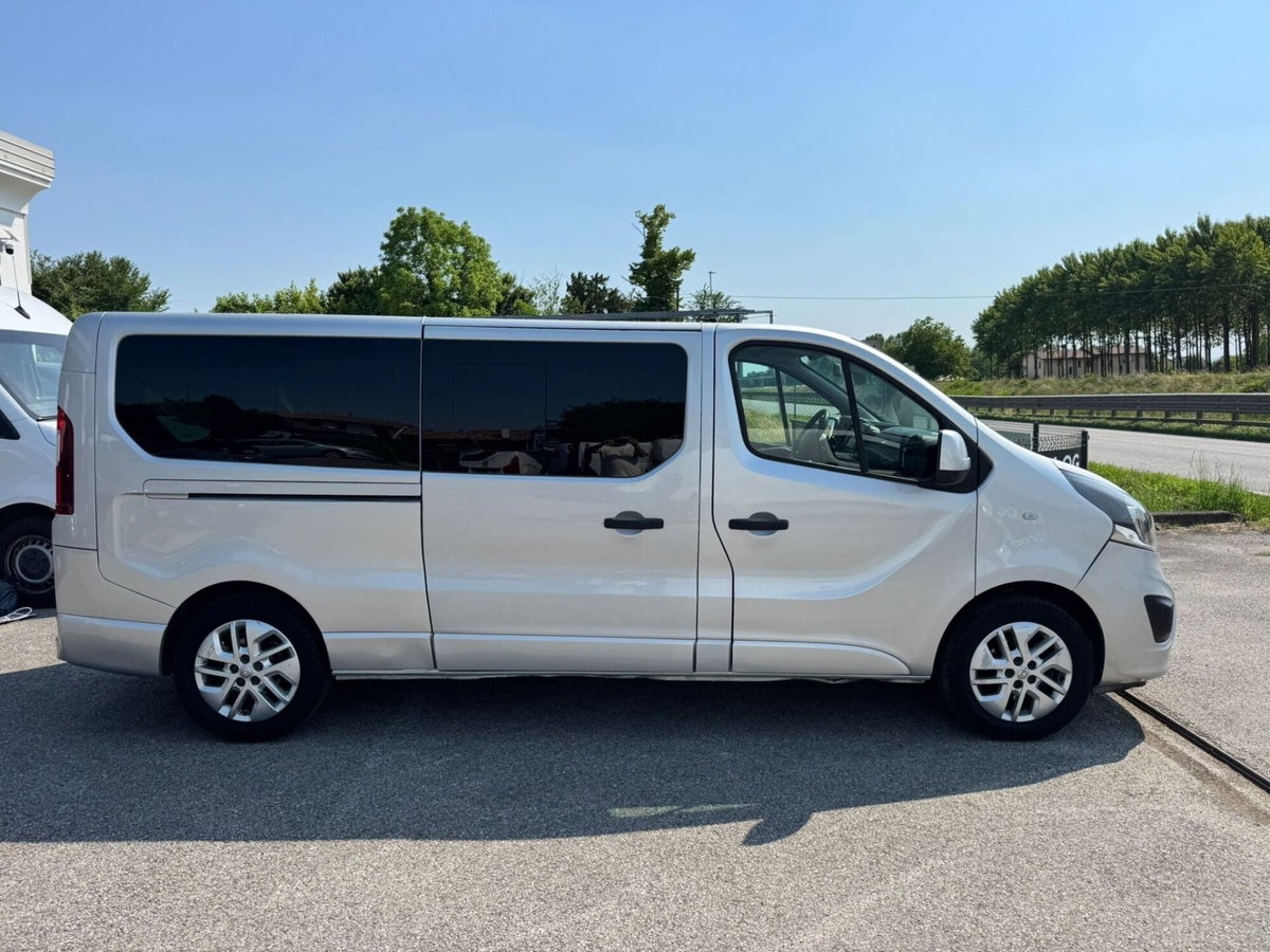 Opel Vivaro Furgone 29 1.6 BiTurbo 145CV S&S PL-TN Combi N1 (3)