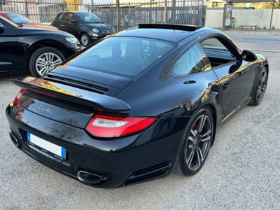 Porsche 911 Coupé Turbo (4)