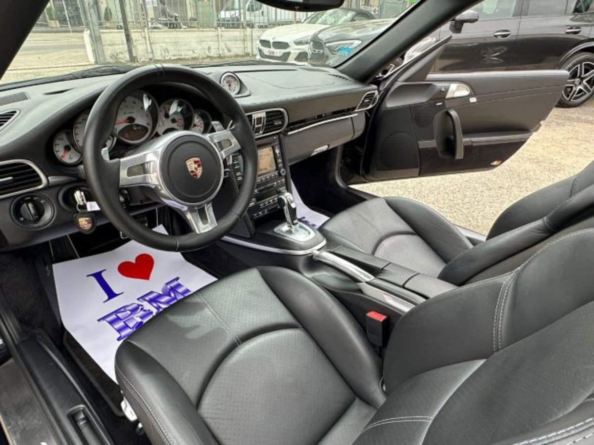Porsche 911 Coupé Turbo (5)