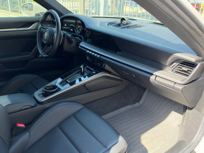 Porsche 911 Coupé Coupe 3.0 Carrera 4S (18)