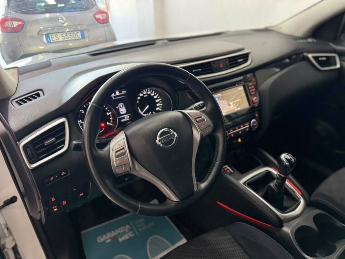 Nissan Qashqai 1.5 dCi Business (20)