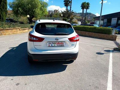 Nissan Qashqai 1.5 dCi Visia (6)