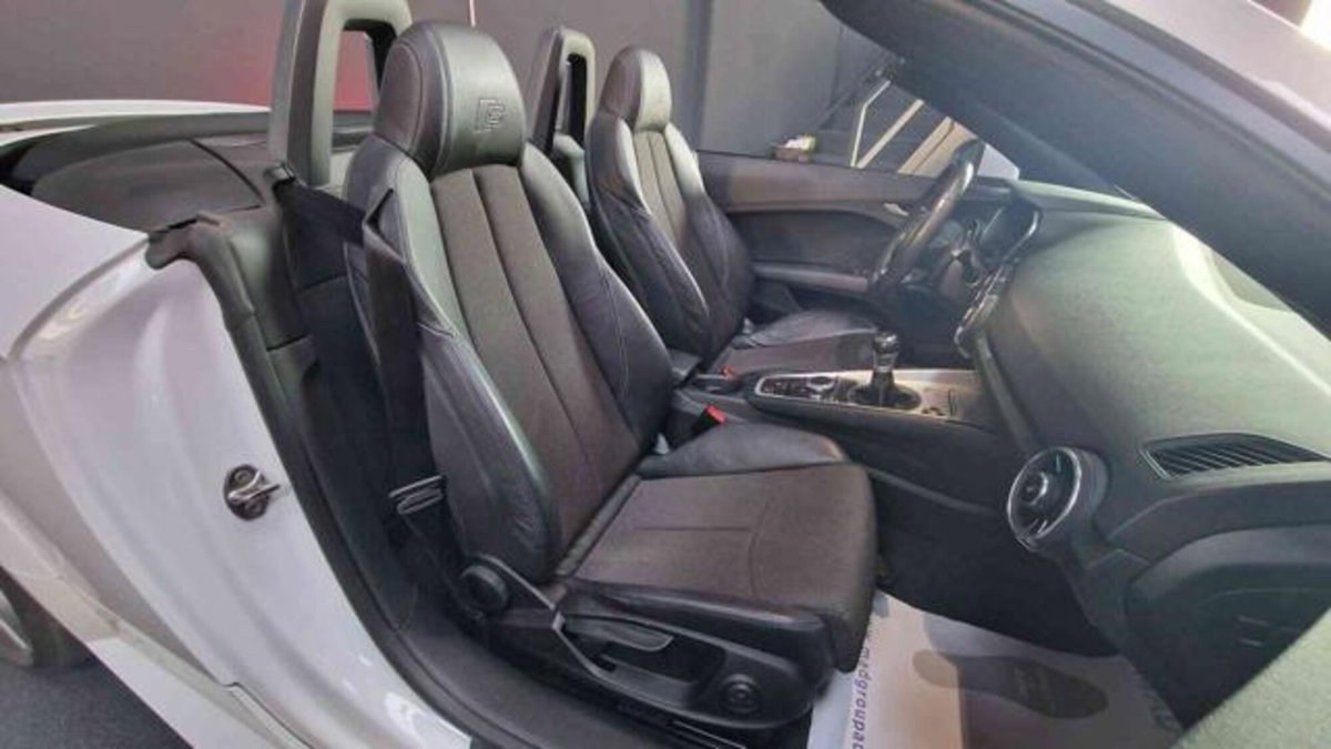 Audi TT Cabrio 2.0 TFSI S line (13)