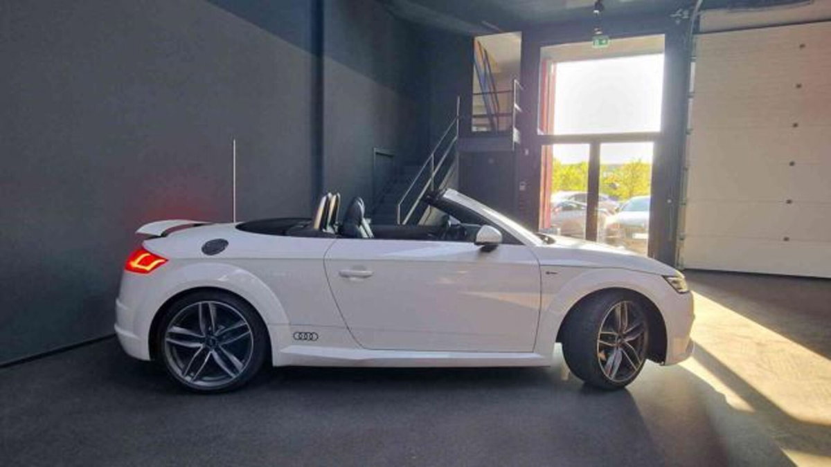 Audi TT Cabrio 2.0 TFSI S line (3)