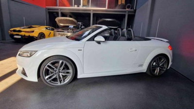 Audi TT Cabrio 2.0 TFSI S line (6)