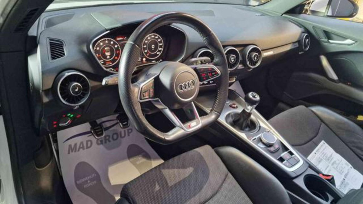 Audi TT Cabrio 2.0 TFSI S line (7)