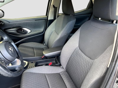 Toyota Yaris 1.5 Hybrid 5 porte Energy (10)