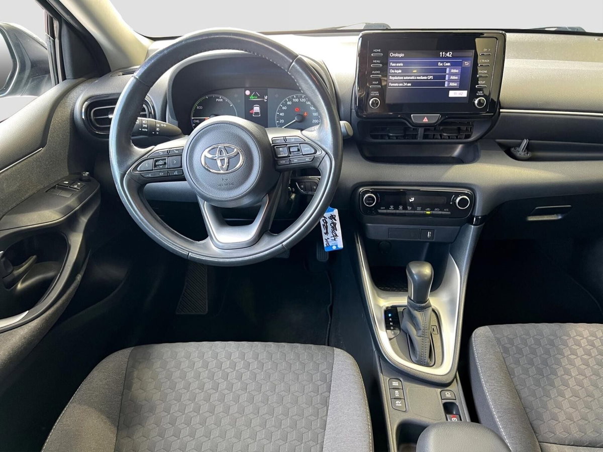 Toyota Yaris 1.5 Hybrid 5 porte Energy (14)