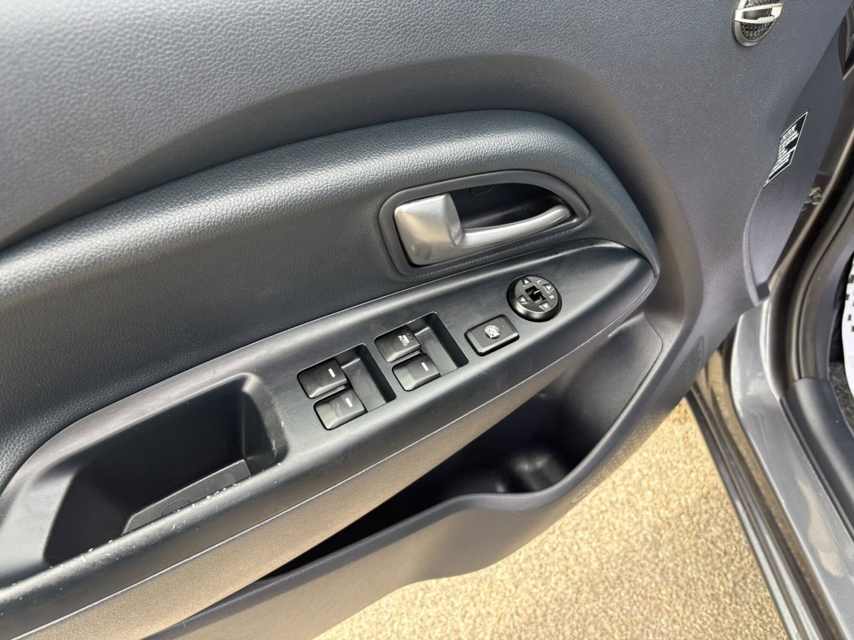 Kia Rio 1.4 CRDi WGT 5p. EX PLUS (9)