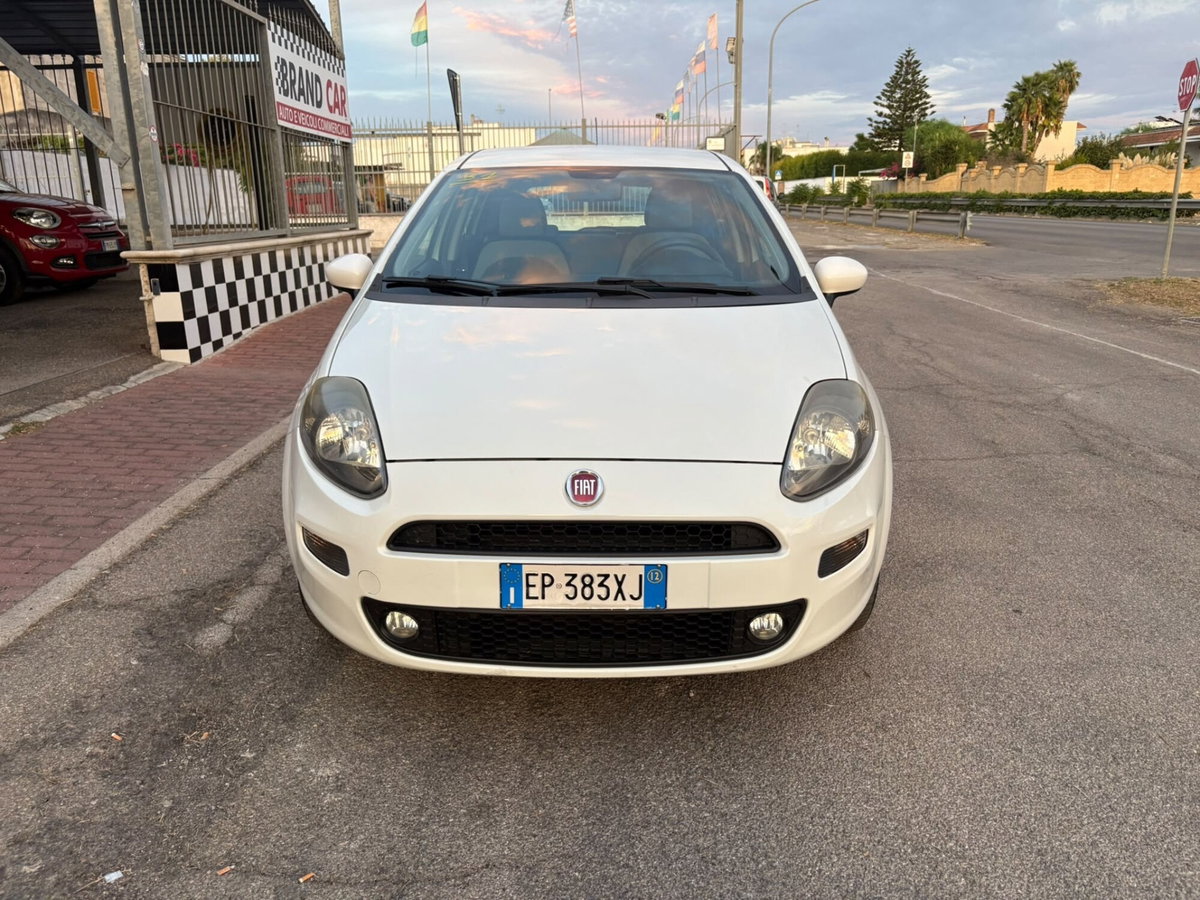 Fiat Punto 1.4 8V 5 porte Natural Power Virgin Radio (2)