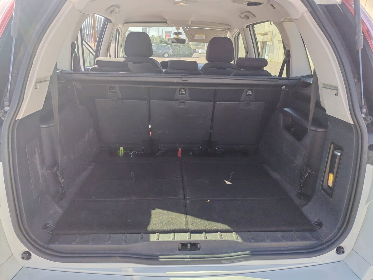 Citroen Grand C4 Picasso 1.6 e-HDi 115 Exclusive (15)
