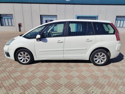 Citroen Grand C4 Picasso 1.6 e-HDi 115 Exclusive (2)