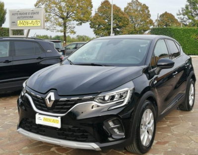 Renault Captur Plug-in Hybrid E-Tech 160 CV Intens usata