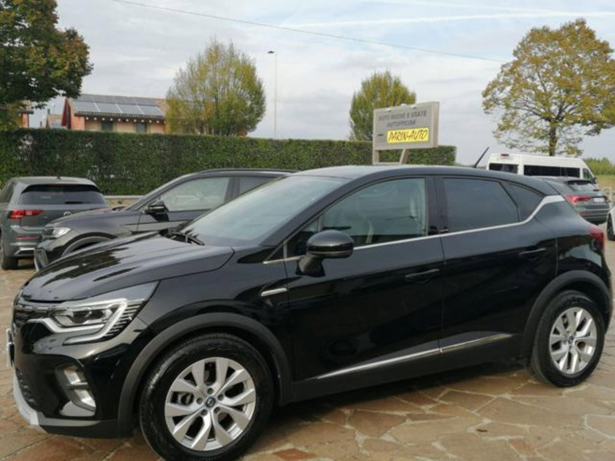 Renault Captur Plug-in Hybrid E-Tech 160 CV Intens (2)