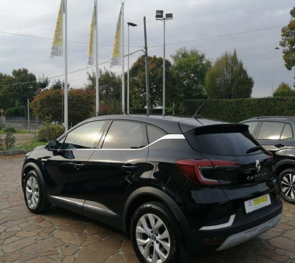 Renault Captur Plug-in Hybrid E-Tech 160 CV Intens (3)