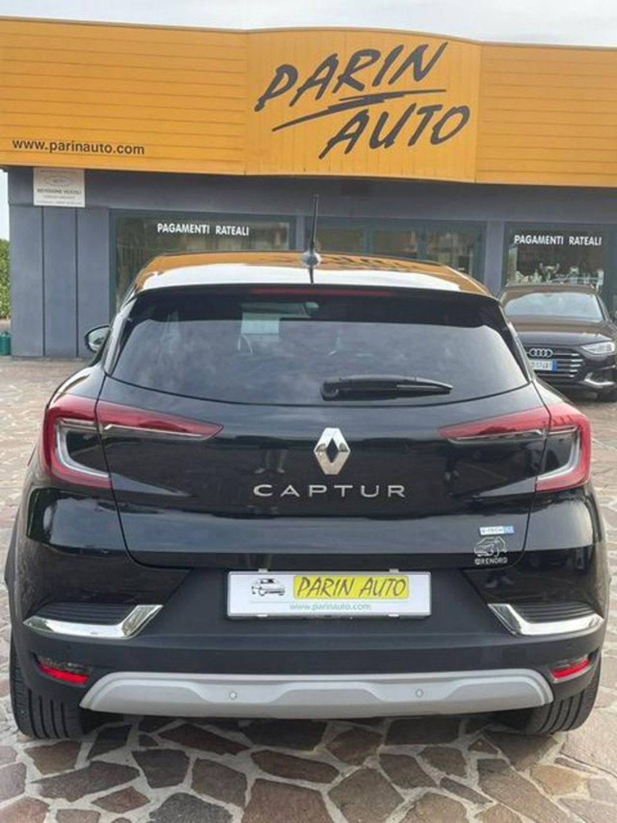 Renault Captur Plug-in Hybrid E-Tech 160 CV Intens (5)