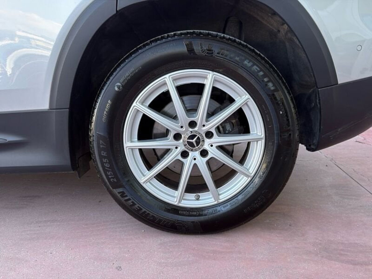 Mercedes-Benz GLB 200 d Executive auto (9)