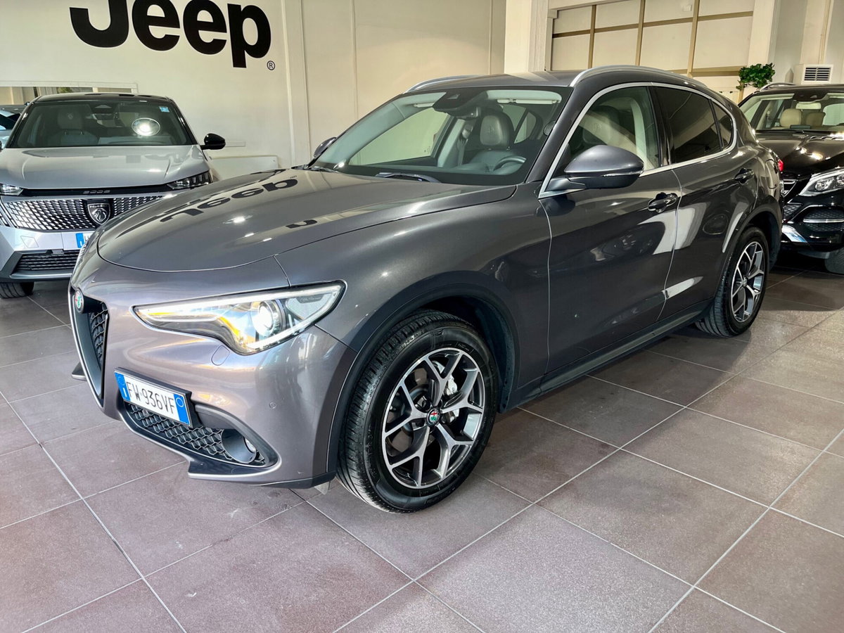 Alfa Romeo Stelvio Stelvio 2.2 Turbodiesel 210 CV AT8 Q4 Executive