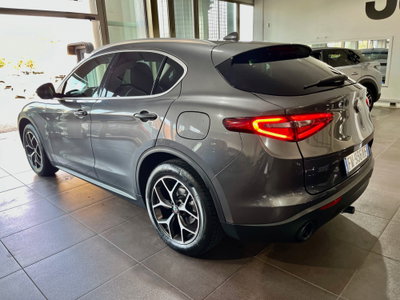 Alfa Romeo Stelvio Stelvio 2.2 Turbodiesel 210 CV AT8 Q4 Executive (4)