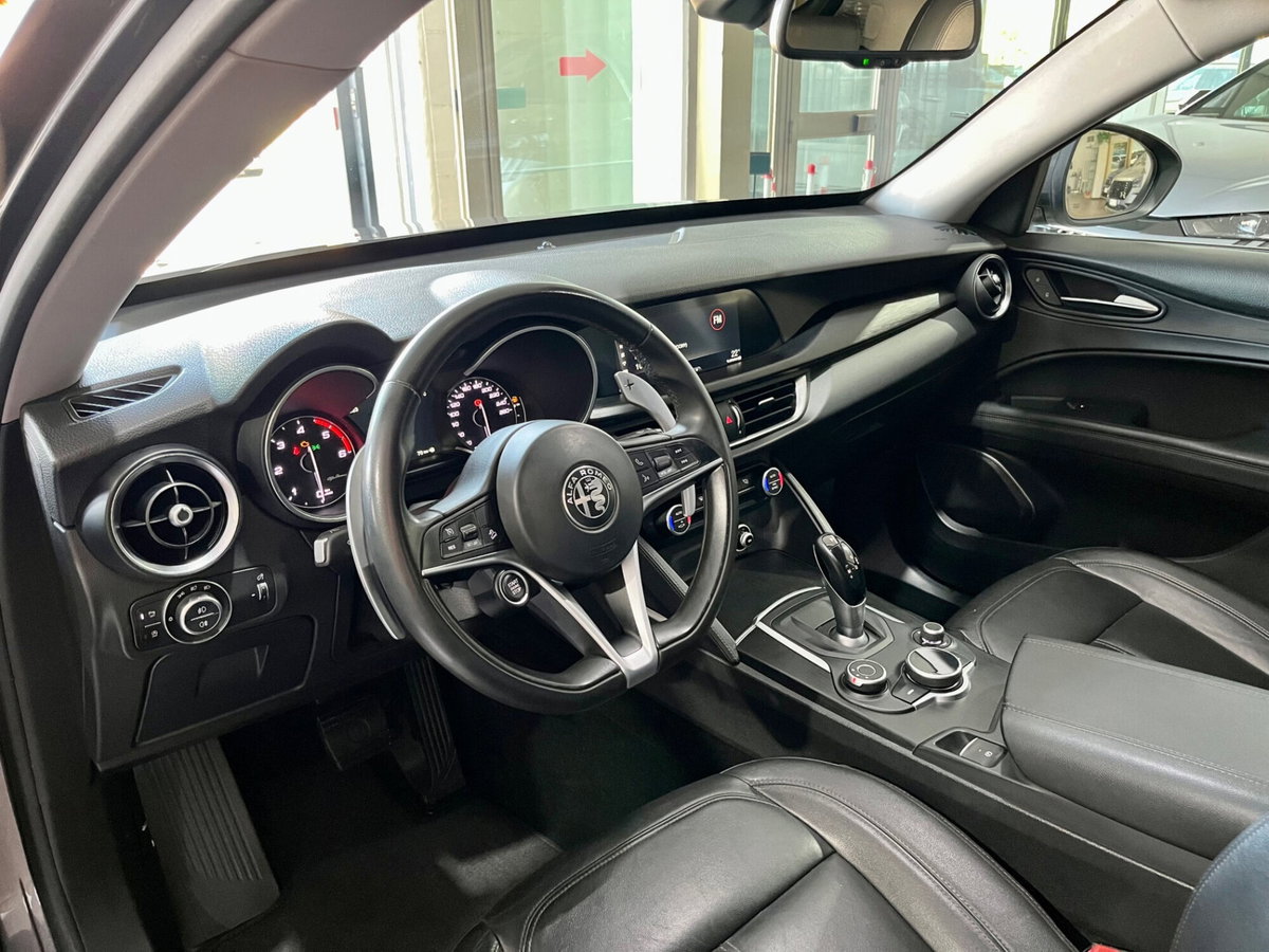 Alfa Romeo Stelvio Stelvio 2.2 Turbodiesel 210 CV AT8 Q4 Executive (6)