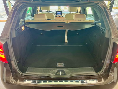 Mercedes-Benz Classe B 180 d Premium (10)