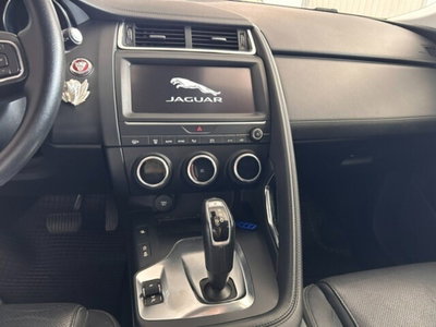 Jaguar E-Pace 2.0D 150 CV AWD aut. (17)