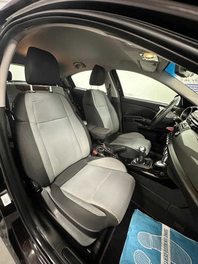 Alfa Romeo Giulietta 1.6 JTDm-2 Progression c/CL (13)