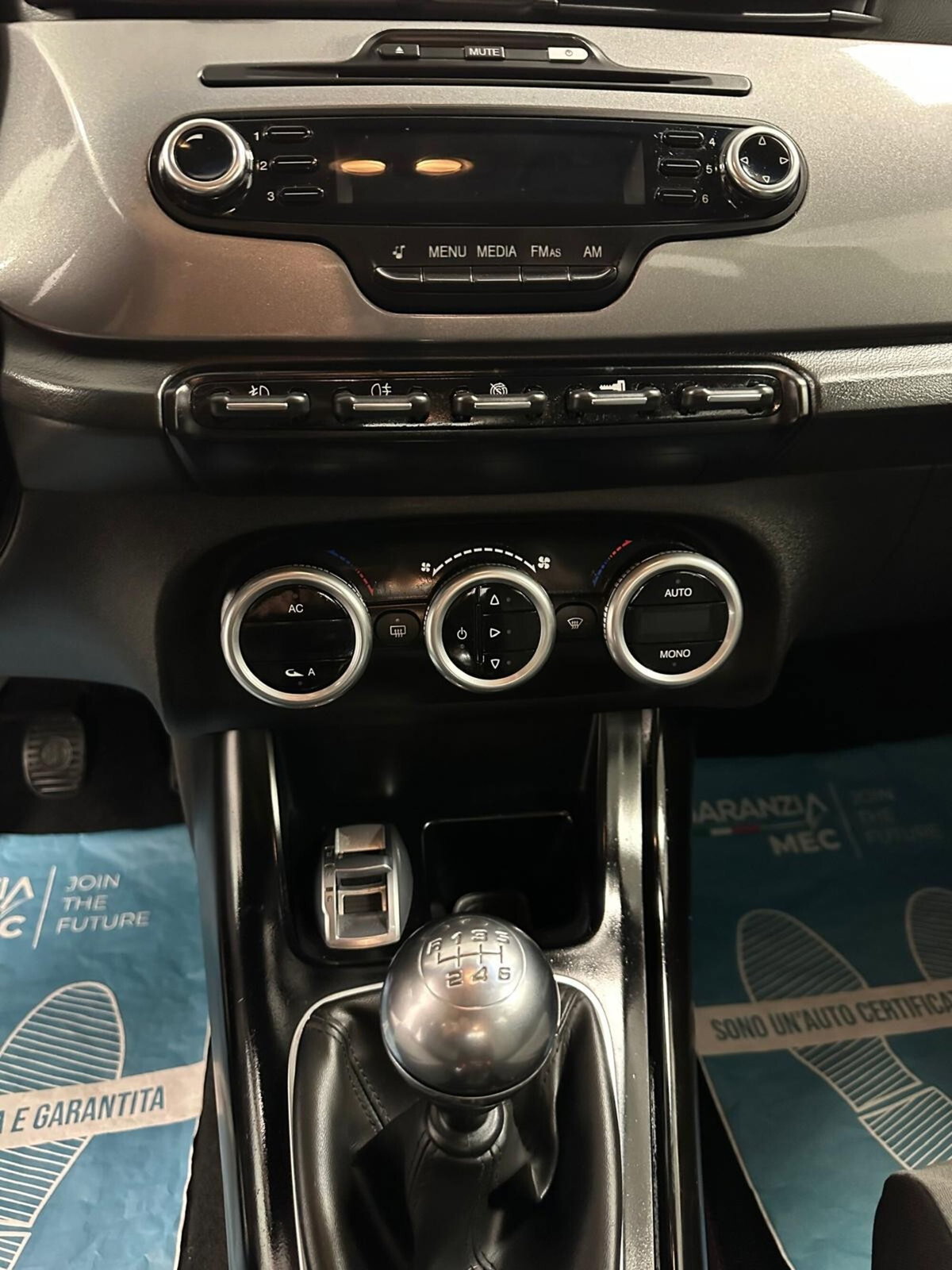 Alfa Romeo Giulietta 1.6 JTDm-2 Progression c/CL (16)