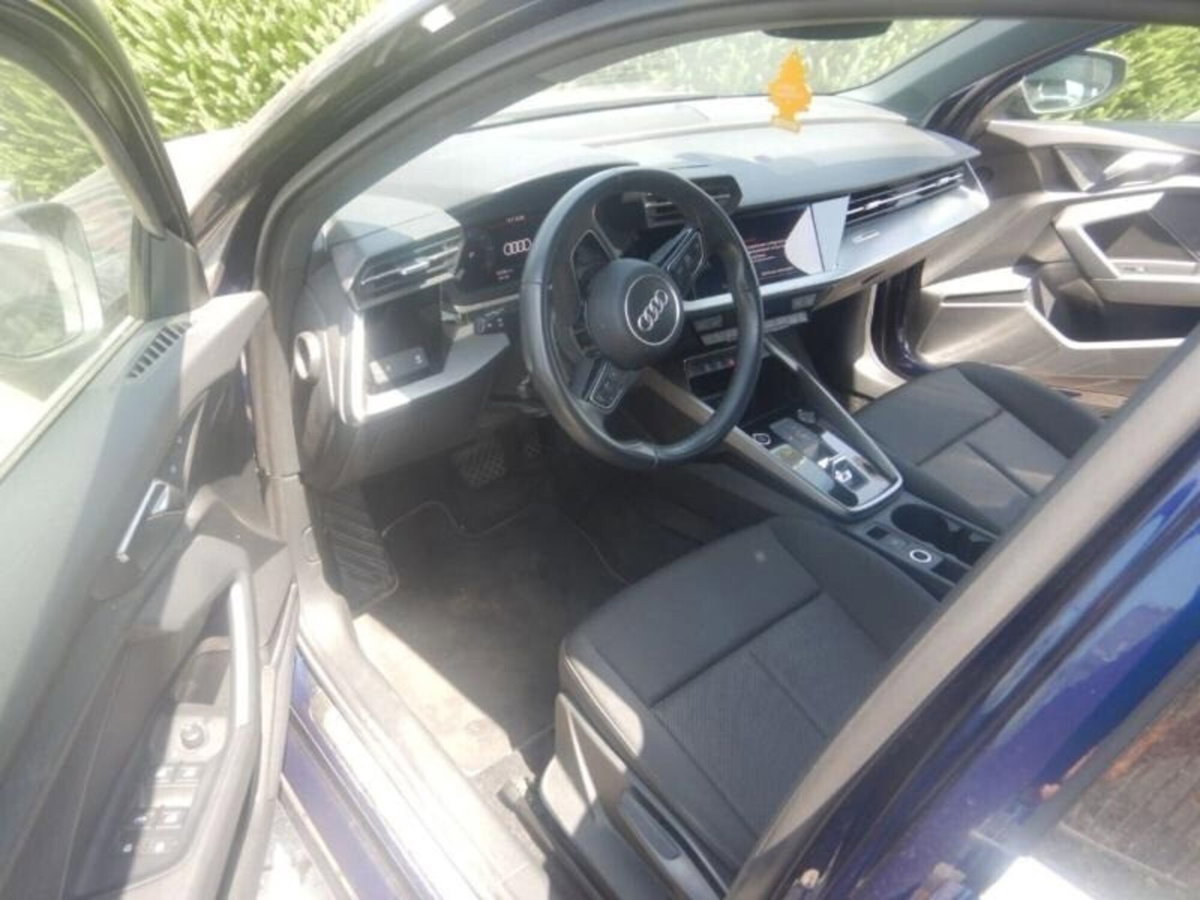 Audi A3 Sportback 30 TDI S tronic Business Advanced (9)
