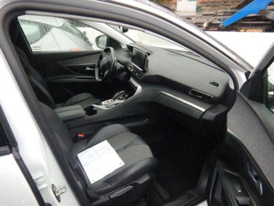 Peugeot 3008 BlueHDi 130 S&S EAT8 Allure Pack (5)