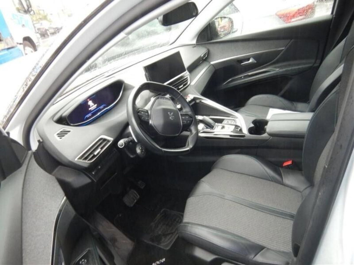 Peugeot 3008 BlueHDi 130 S&S EAT8 Allure Pack (6)