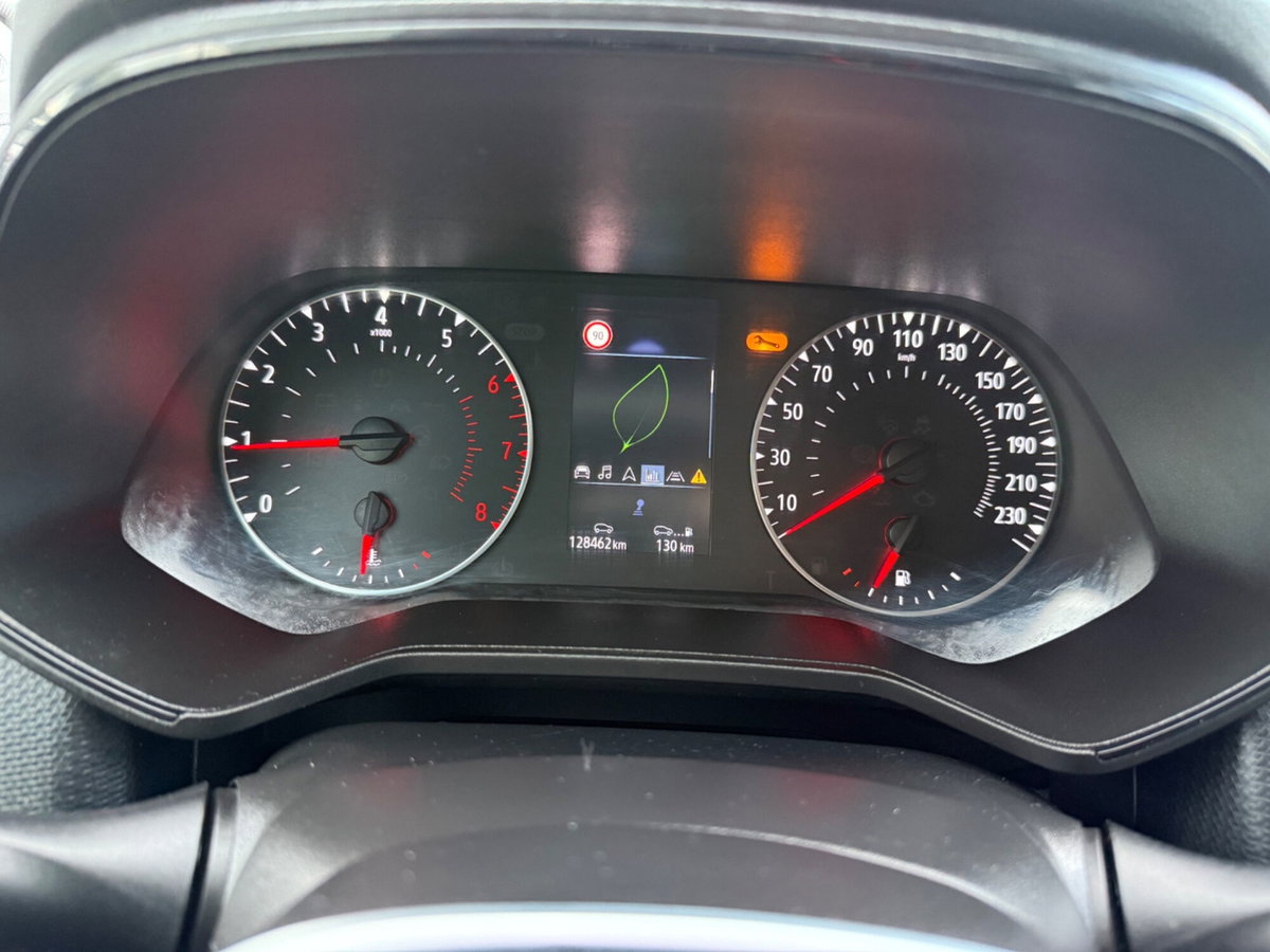 Renault Clio TCe 90 CV 5 porte Business (13)