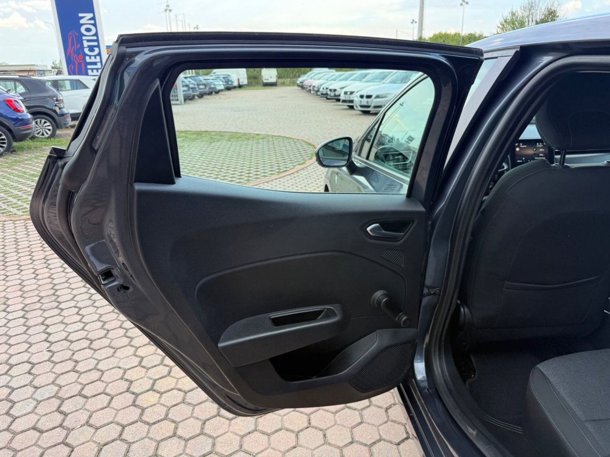 Renault Clio TCe 90 CV 5 porte Business (19)