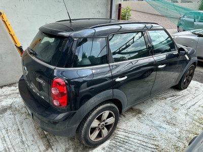 MINI Mini Countryman 1.6 Cooper D Countryman (4)
