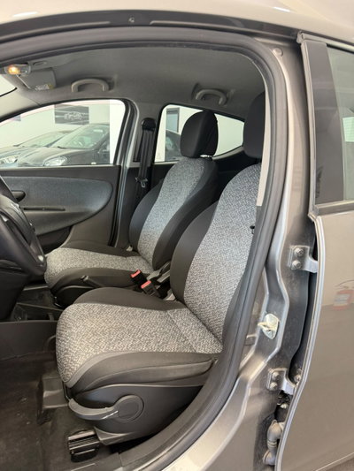 Lancia Ypsilon 1.0 FireFly 5 porte S&S Hybrid Gold Plus (14)