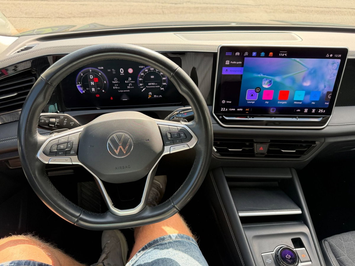 Volkswagen Tiguan 2.0 tdi Edition 150cv dsg (20)