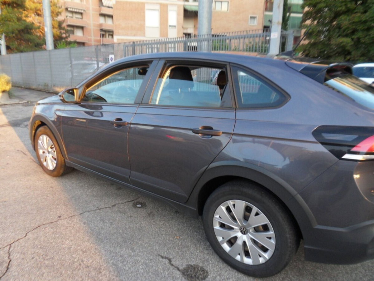 Volkswagen Taigo 1.0 tsi Life 95cv (11)