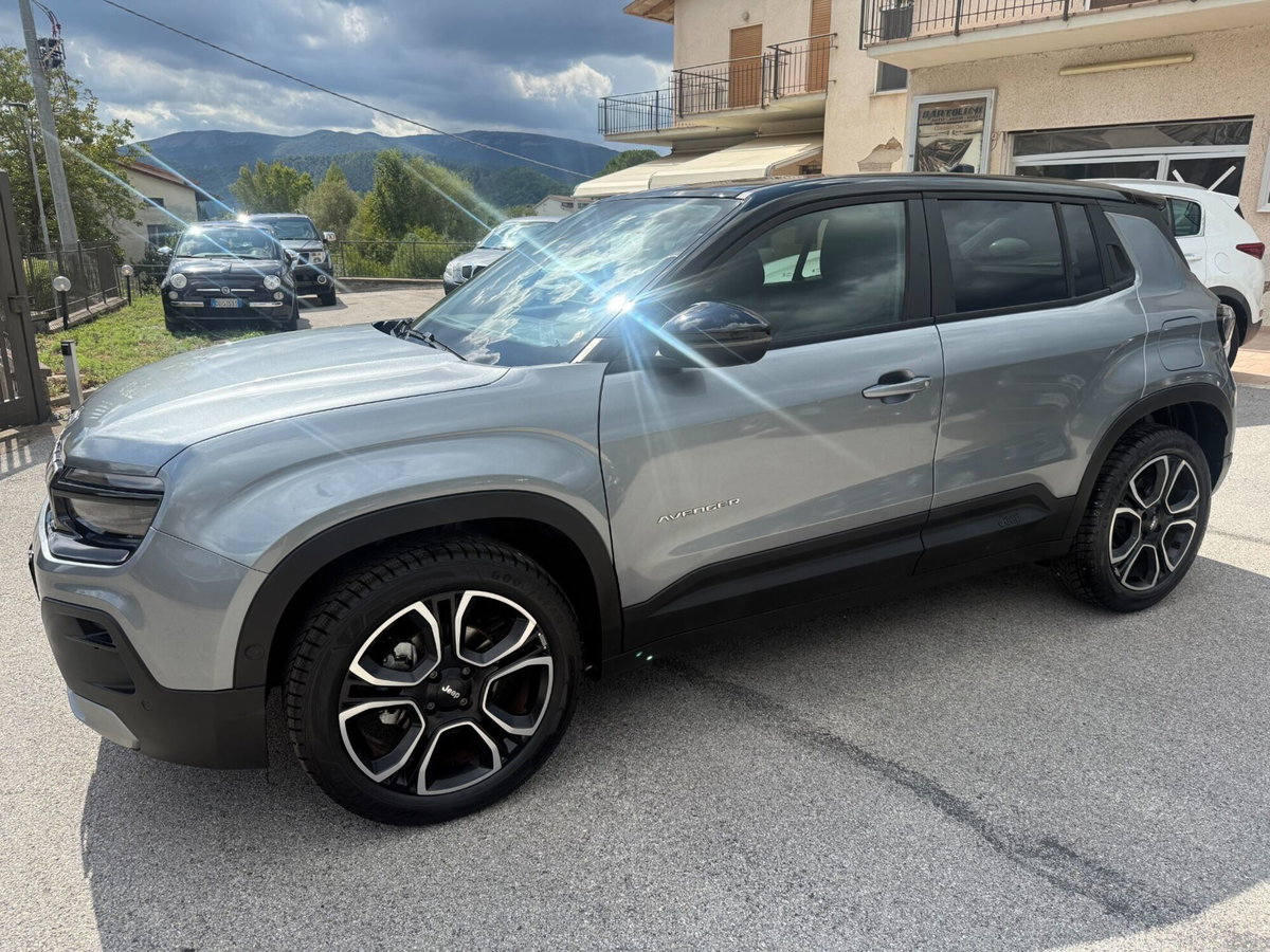 Jeep Avenger 1.2 turbo Summit fwd 100cv (3)