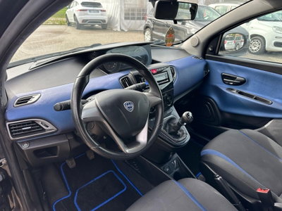 Lancia Ypsilon 1.2 69 CV 5 porte GPL Ecochic Gold (12)