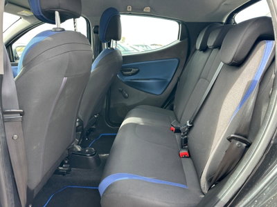 Lancia Ypsilon 1.2 69 CV 5 porte GPL Ecochic Gold (13)