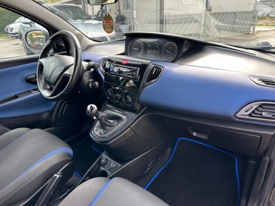 Lancia Ypsilon 1.2 69 CV 5 porte GPL Ecochic Gold (16)